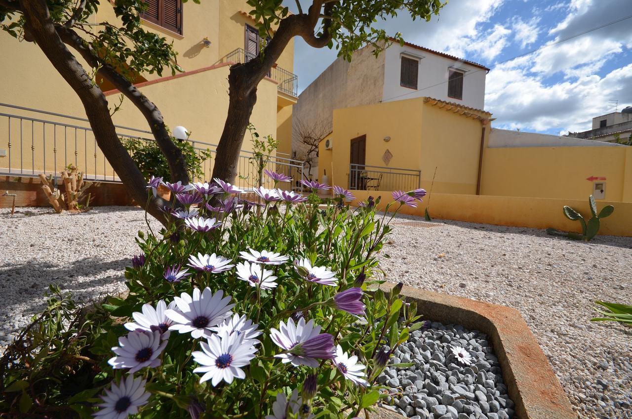 كاستيلوزو B&B Timpe Bianche المظهر الخارجي الصورة